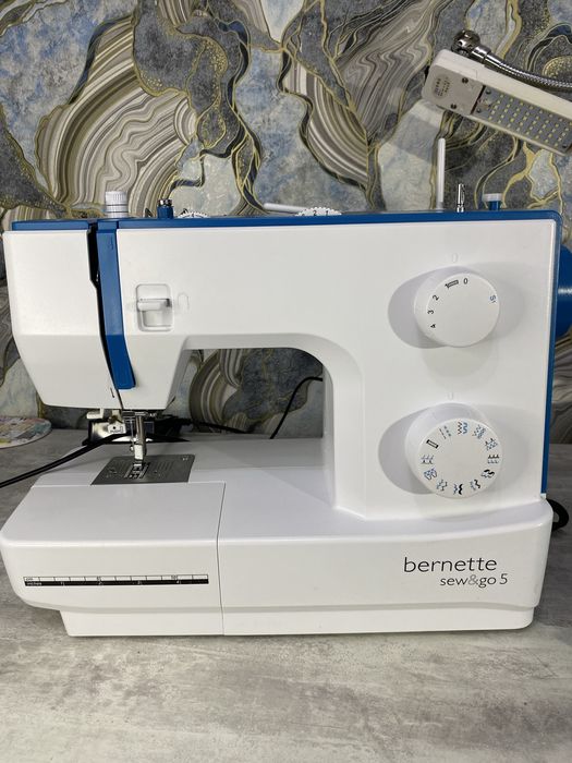 Швейна машина bernette sew&go 5