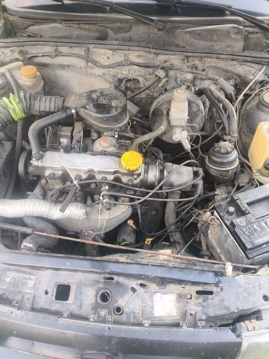 Мотор Опель вектра а opel vectra A в розриве есть все