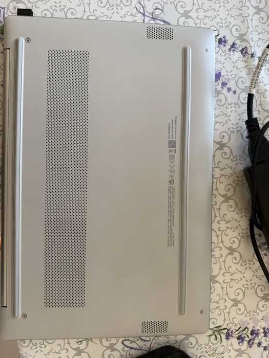 Computador HP 14 AMD Ryzen 16GB RAM 512GB