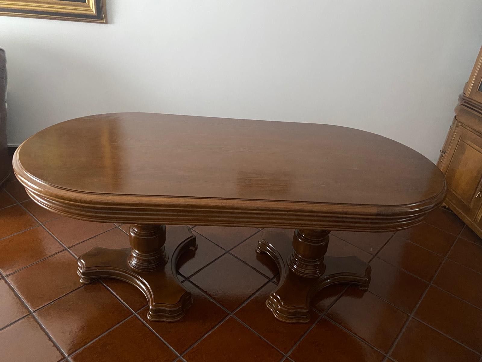 Mesa de jantar em Carvalho Francês