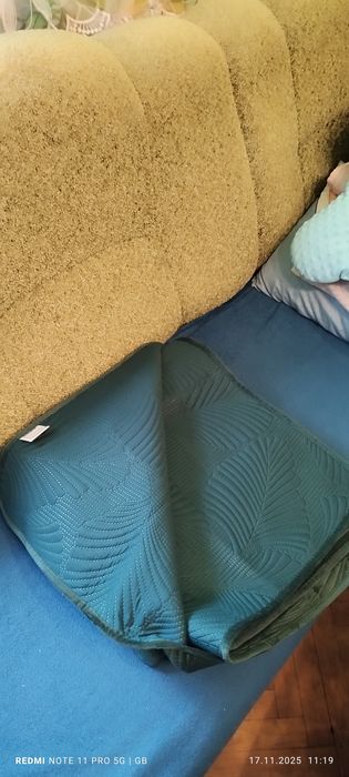 Sprzedam nową narzutę zieloną