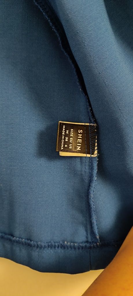 Colete azulão tamanho M. Novo sem etiqueta