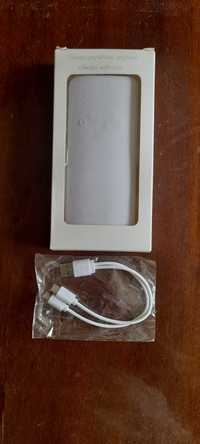 Продам  powerbank  новый с переходником usb