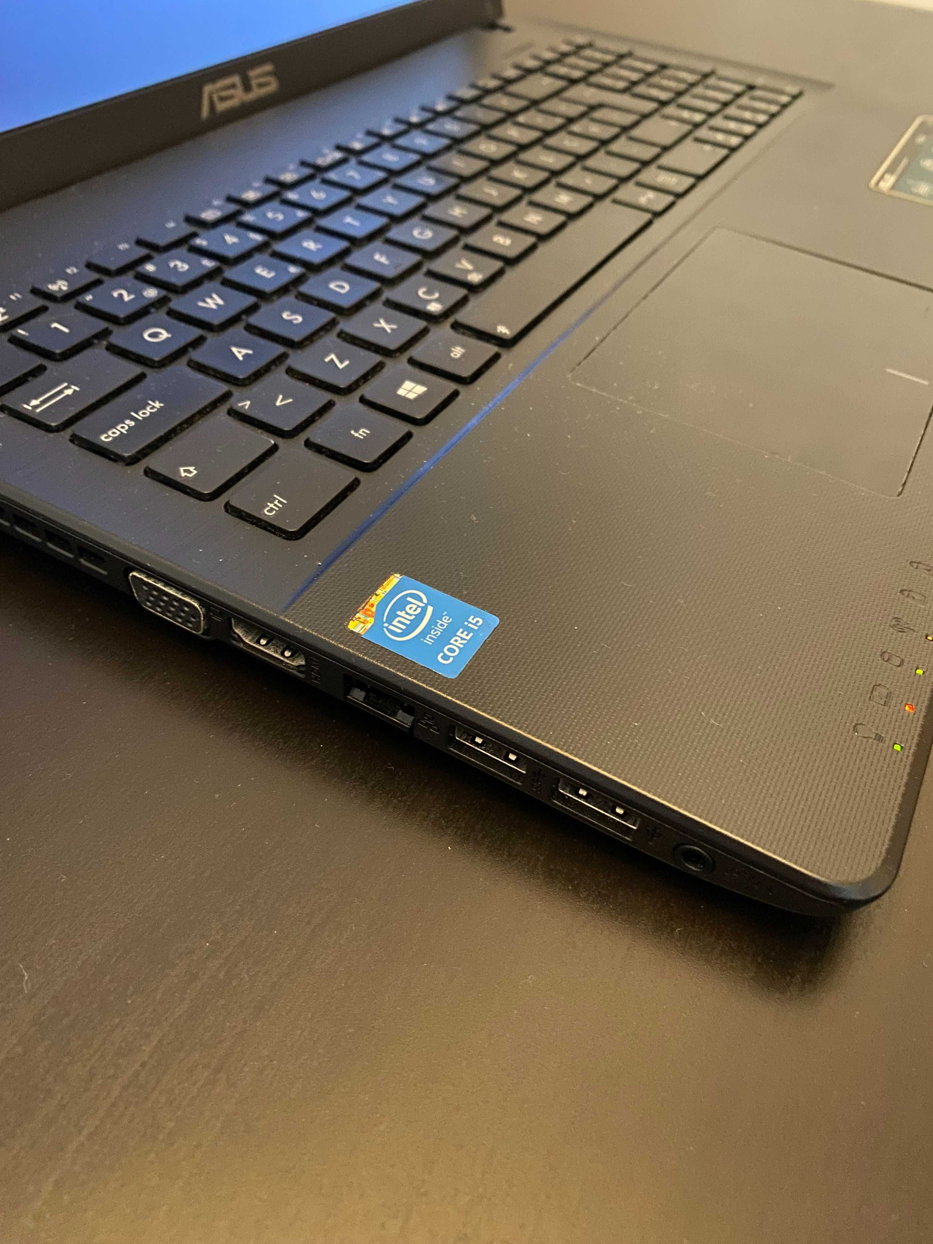 Portátil Asus F552L
