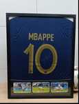 Koszulka z autografem Mbappe w ramie certyfikat| Mbappe shirt Signed a
