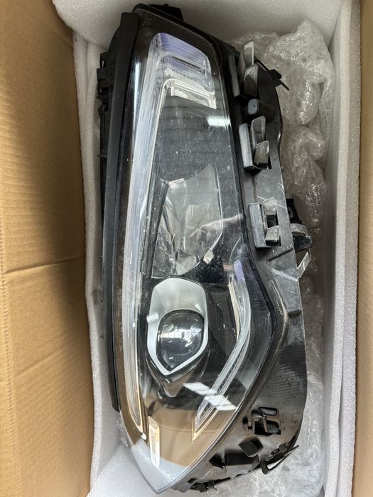 Otica direita mercedes CLA Led High Performance