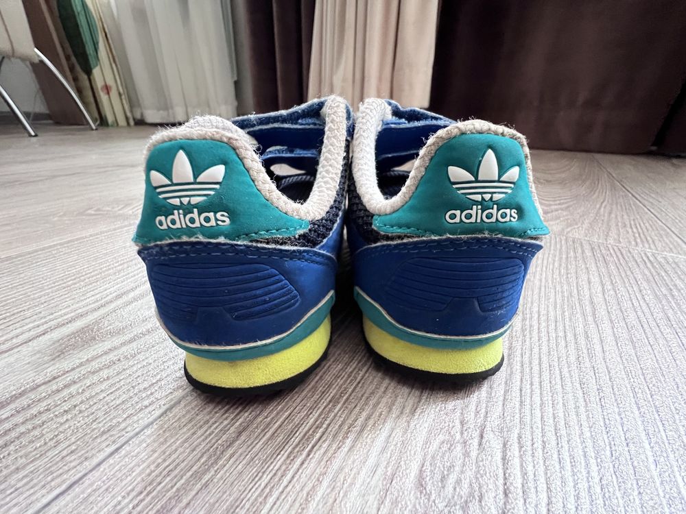 Кросівки кроссовки Adidas