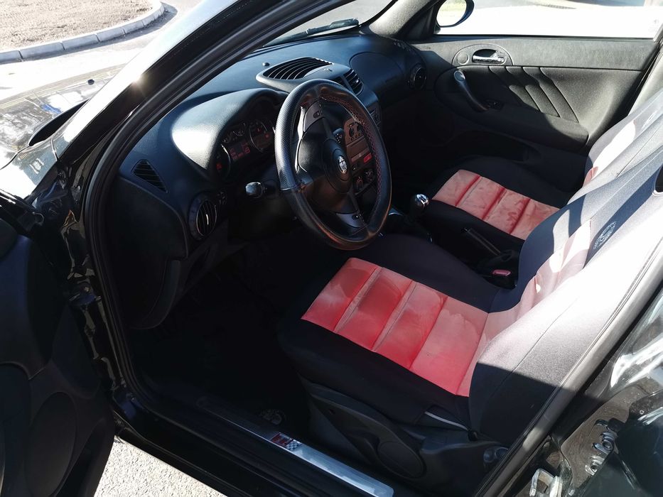 Samochód osobowy Alfa Romeo 147