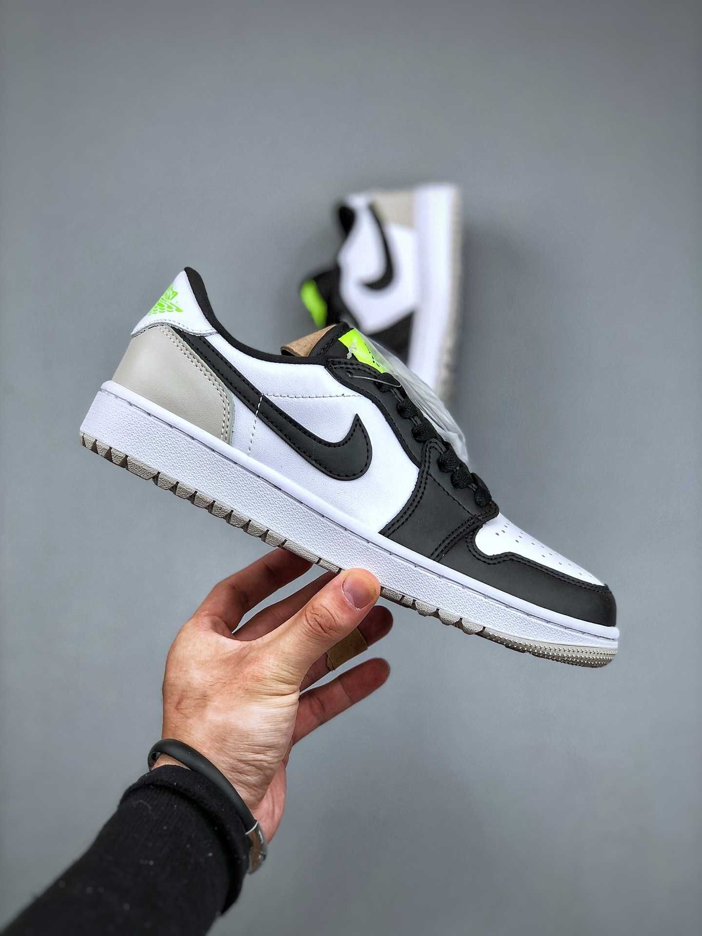 Jordan 1 Retro Low Golf Phantom Volt