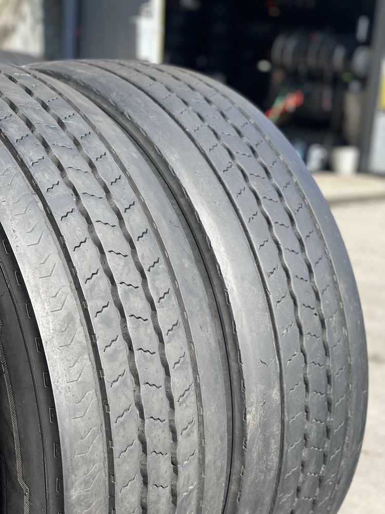Шини вантажні 2шт  315/70 R22,5 Continental ContiHybryd HS3
