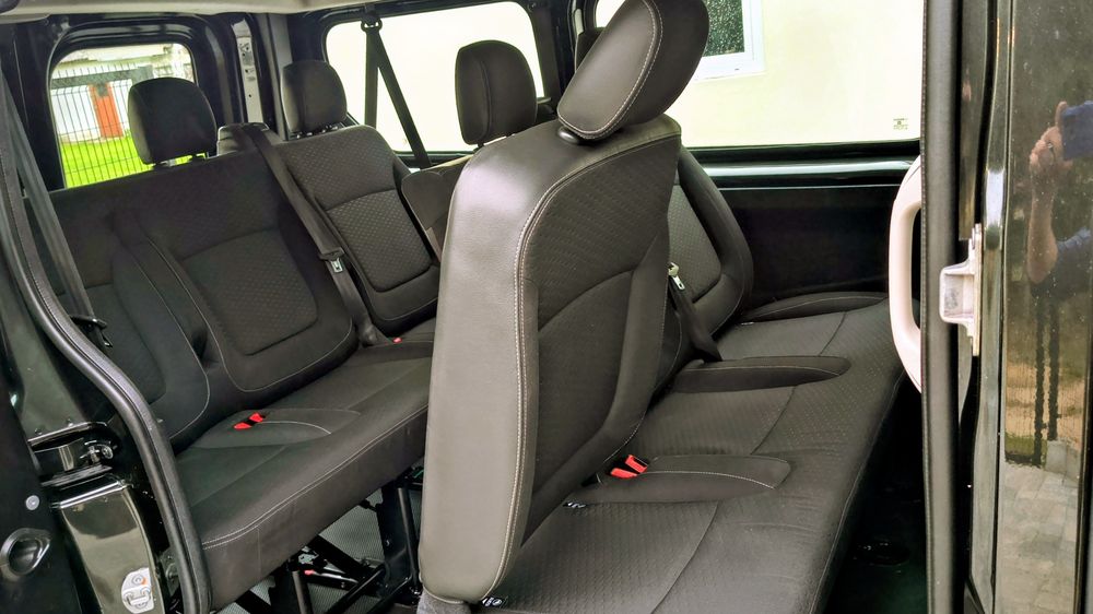 Vivaro 160oookm Przebiegu! 100%Oryginalny lakier! Idealny stan! 9cio o