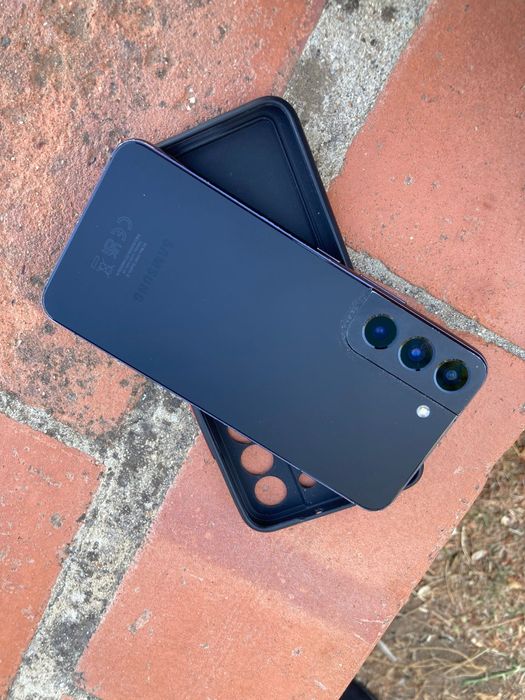 Samsung s22 5g....