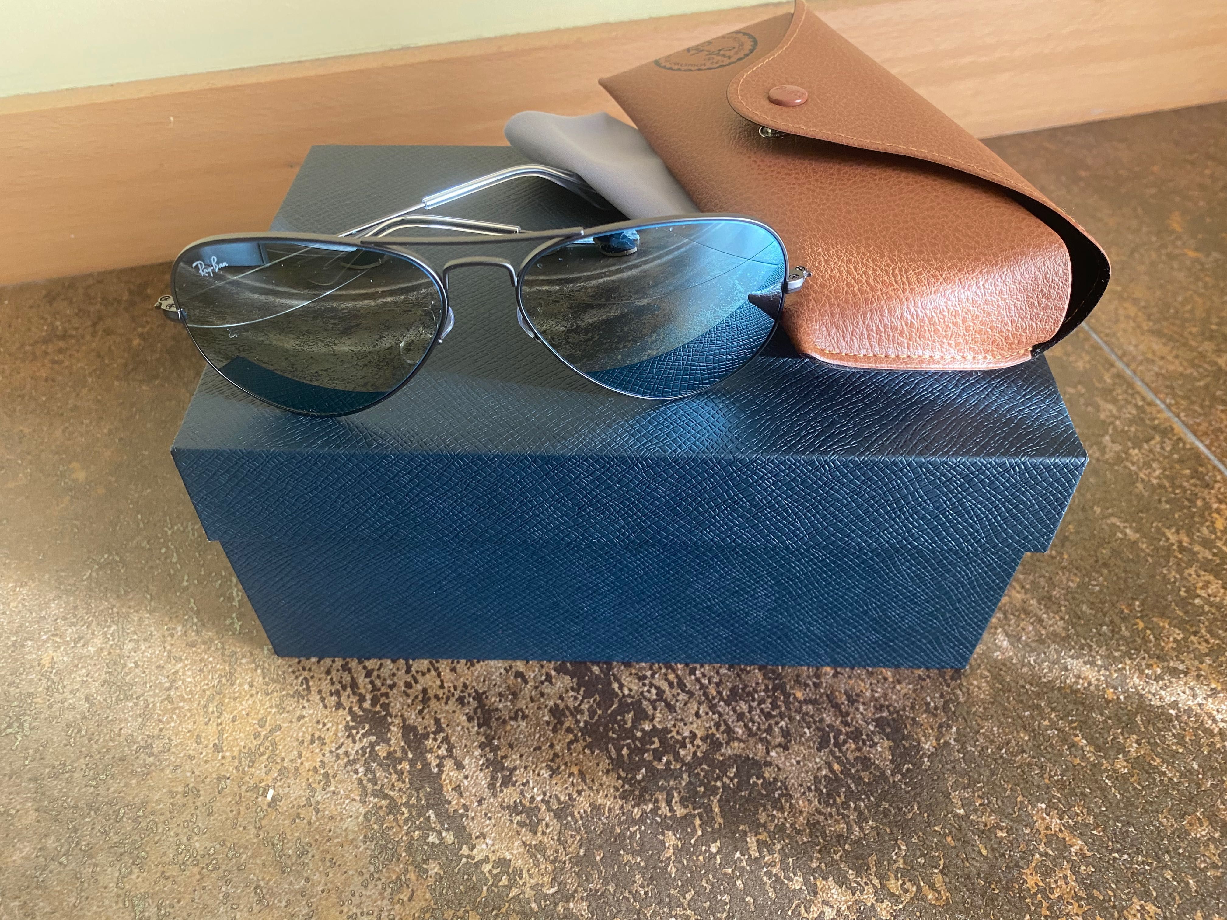 Óculos de sol Rayban NOVO