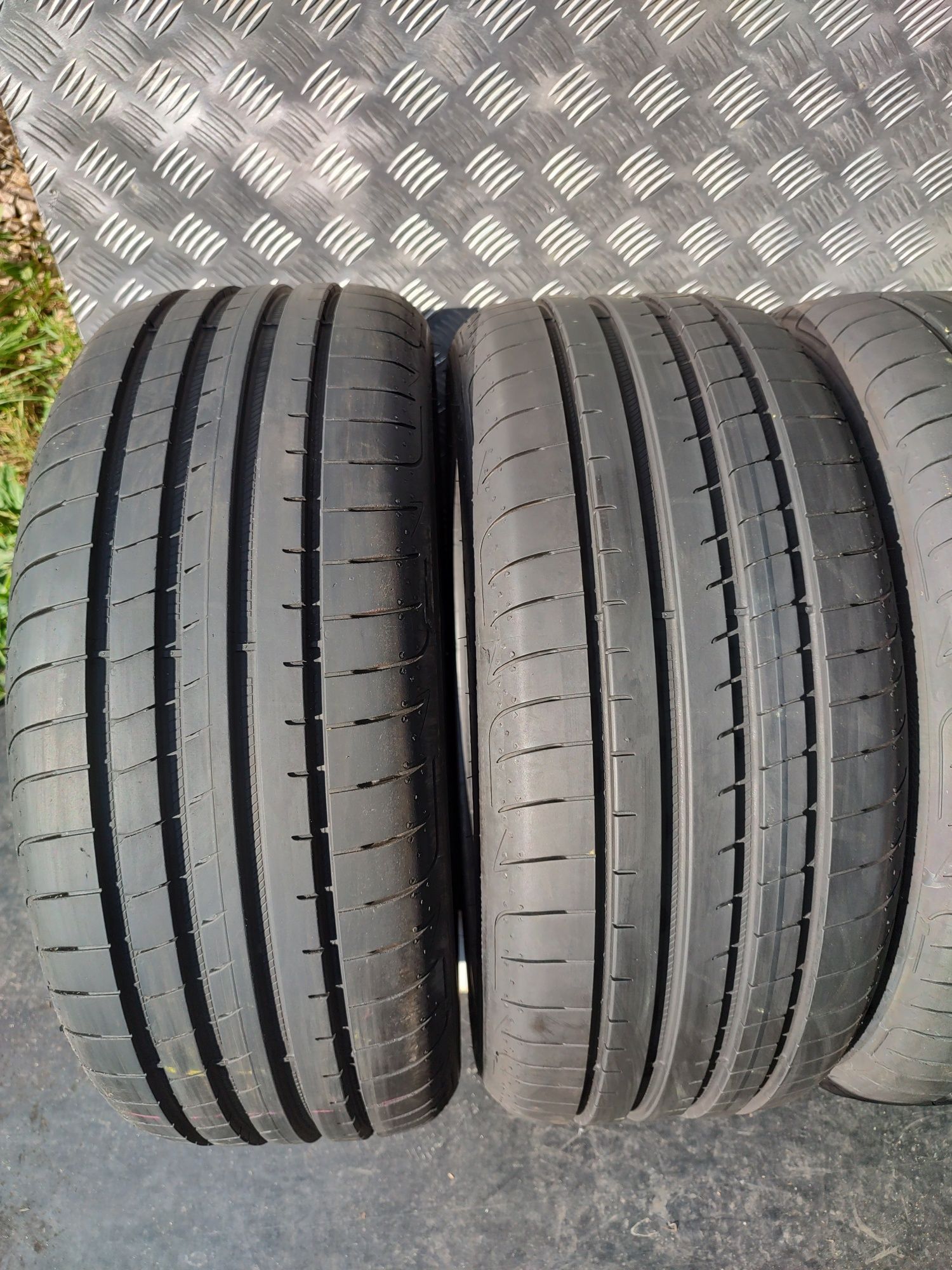 235/45/1898Y Goodyear Eagle F1 2023 i 2021