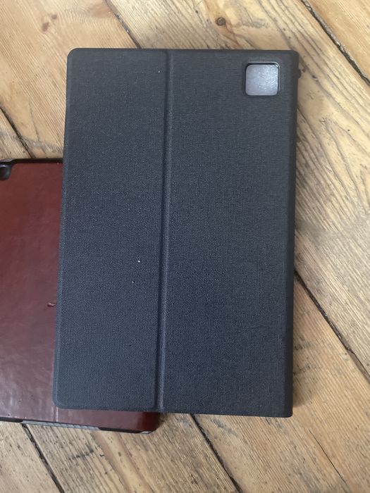 Etui na tableta sprzedam