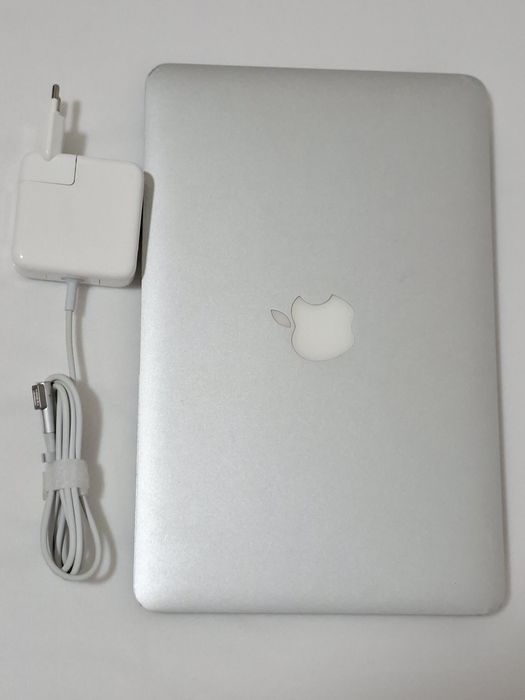 MacBook Air Ecrã de 11,6", Intel Core i5  Mac OS Big Sur | impecável