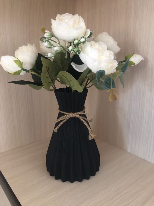 Ваза для квітів декор