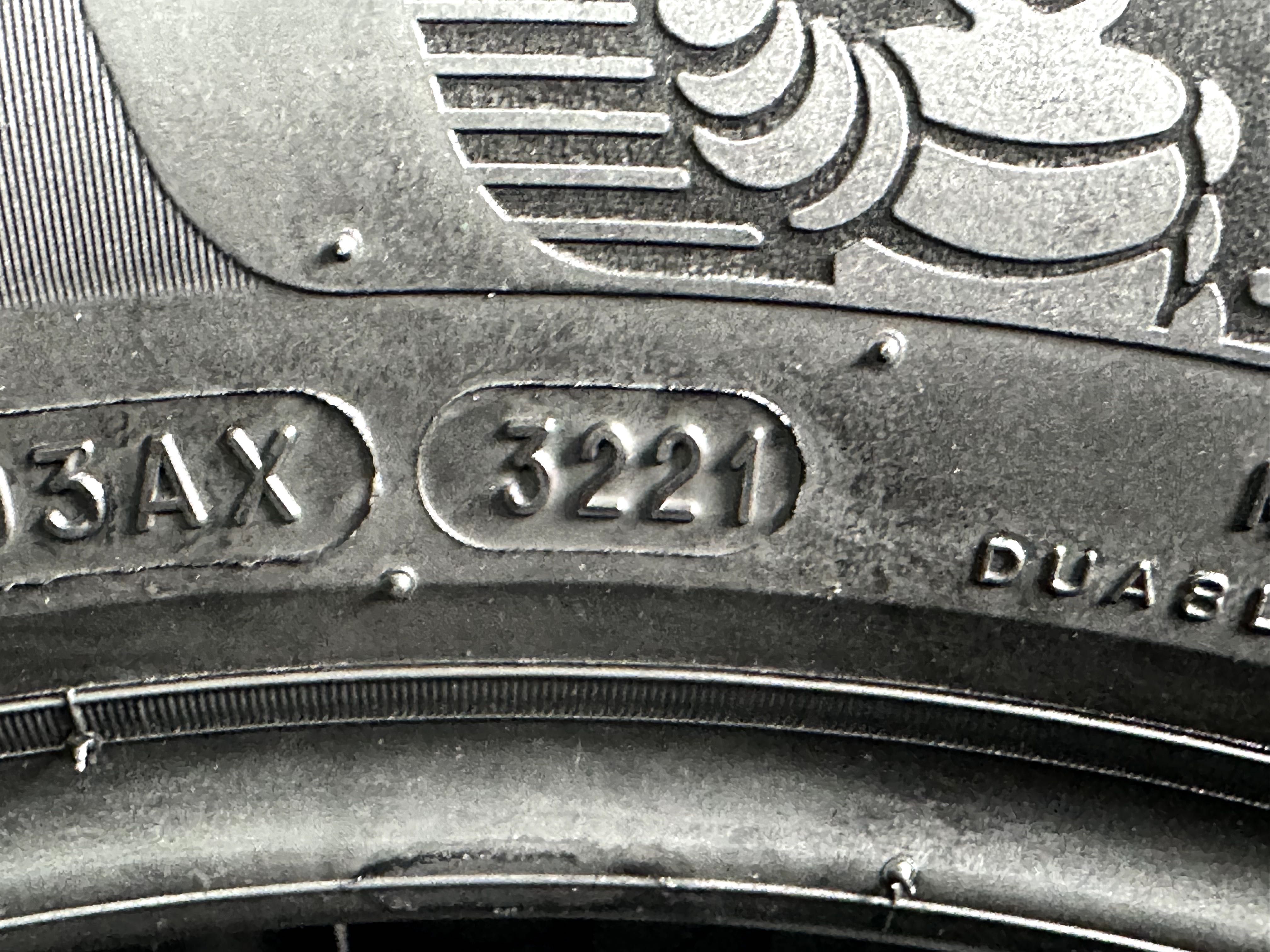 Літні шини 215 55 R18 99V Michelin Primacy 4