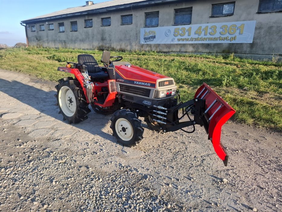 Traktorek traktor japoński 4x4 Yanmar F 165 pług do śniegu zestaw zimo