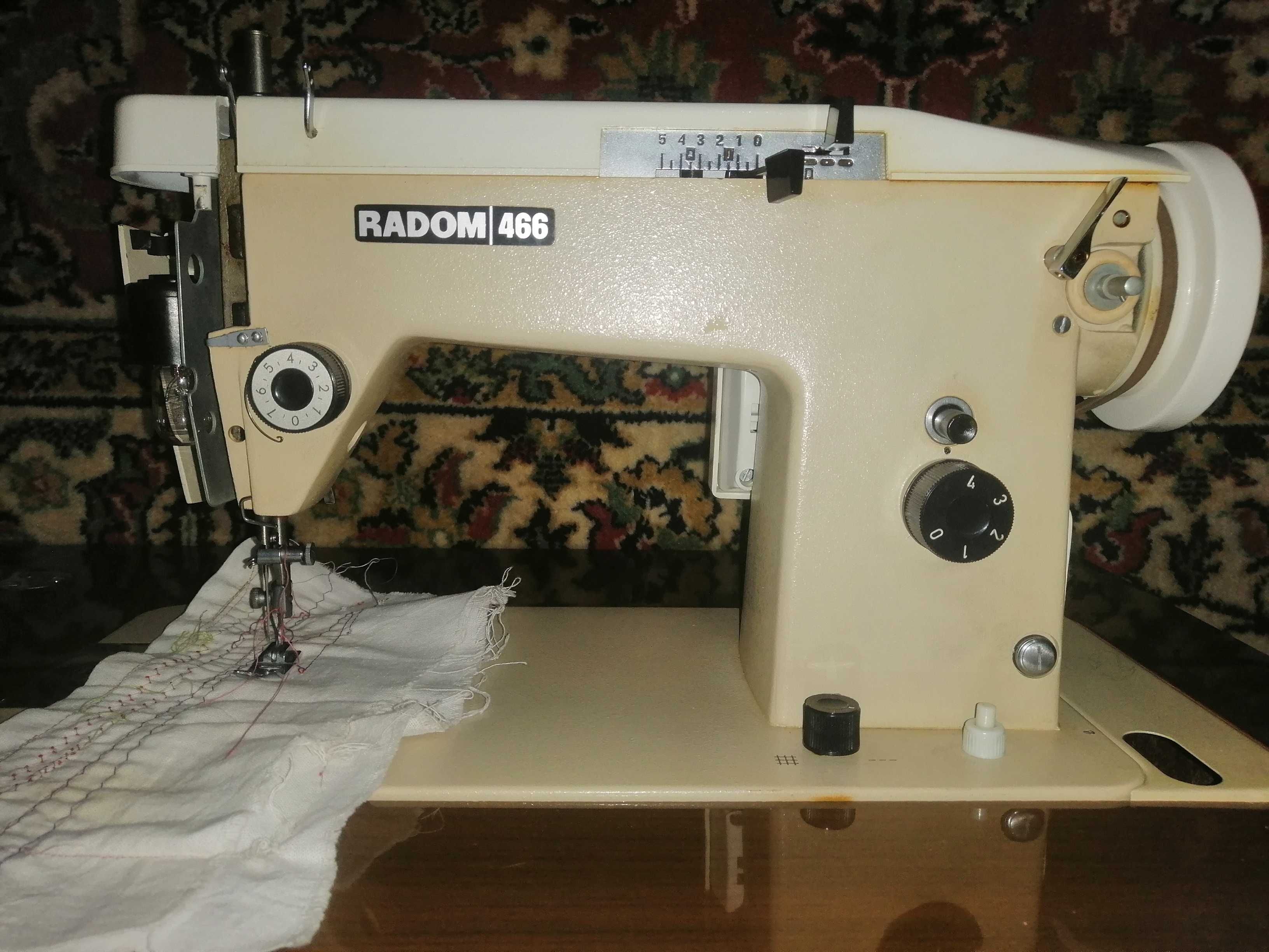 Швейная  электрическая машина "Радом" класс 465 и 466