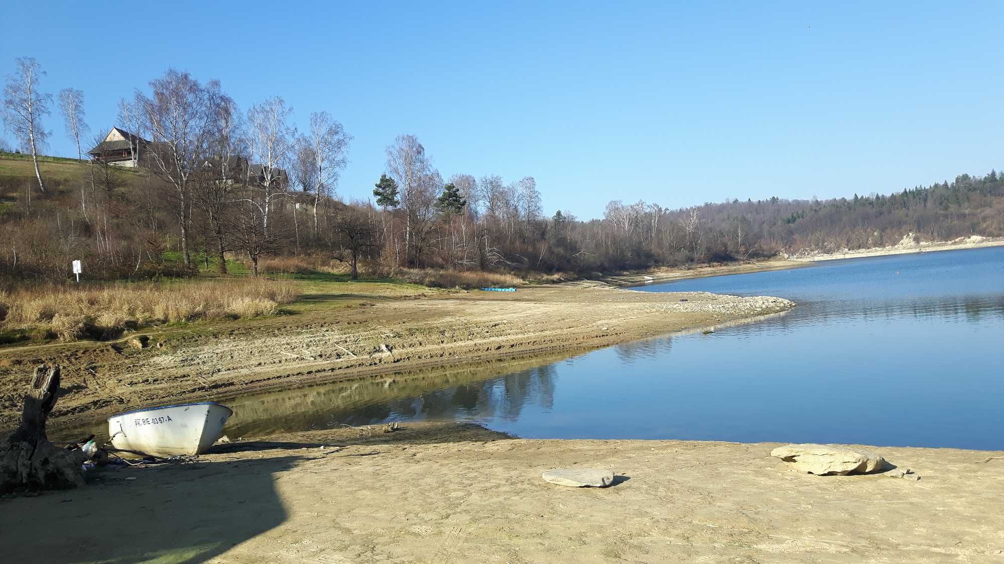 Domek nad Jeziorem Solińskim Bieszczady