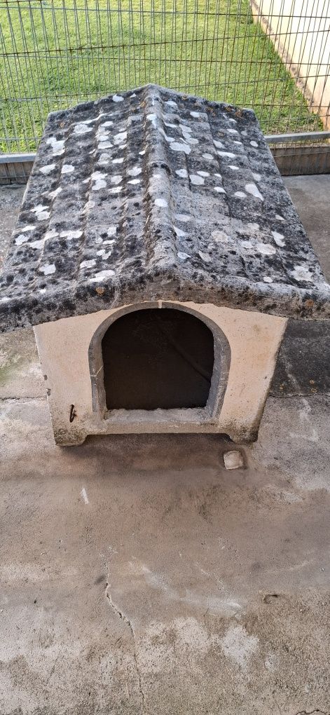 Casota para cão em cimento até grande porte