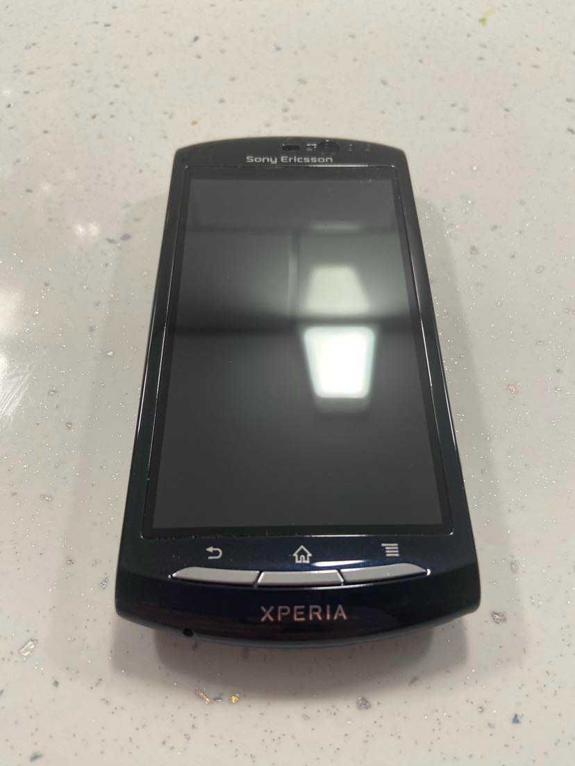Nowy smartfon Sony Ericsson Xperia neo V