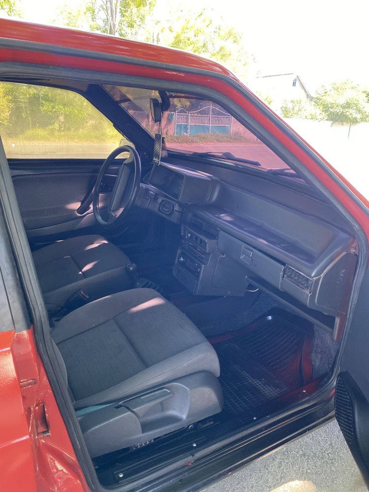 Продам 21099 сел поехал 93год, карб