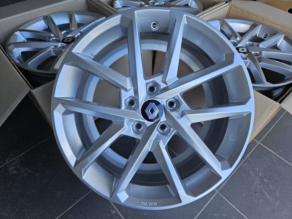 Renault 18 " Nowe 5x114,3 Megane Talisman Laguna Felgi Srebrne Borbet