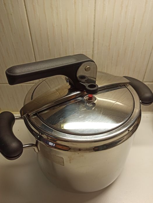 Panela de pressão em aço inoxidável 7l Silampos Lagos