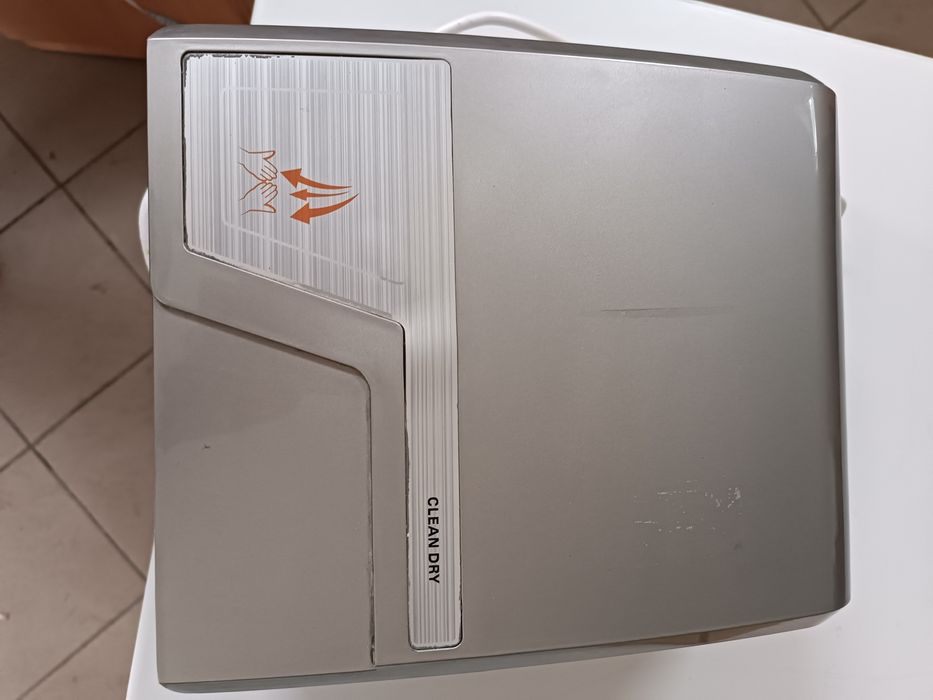 Сушарка для рук 1500w