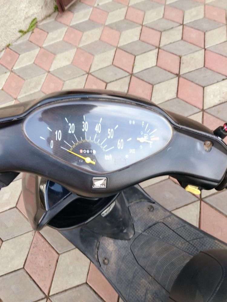 Продам скутер Honda dio af 62