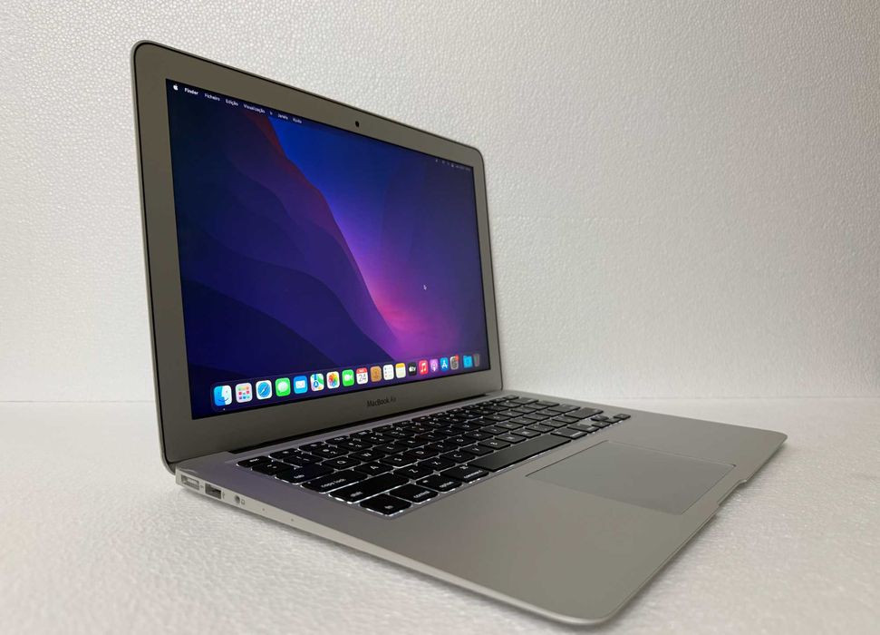 MacBook Air 13” i7 (2017) | 8GB RAM | 128GB SSD | Excelente estado