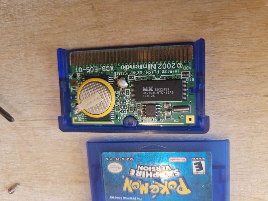 Pokemon Sapphire na Nintendo Gameboy