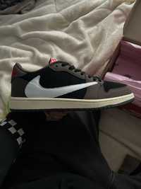 Jordan 1 Retro Low Travis Scott