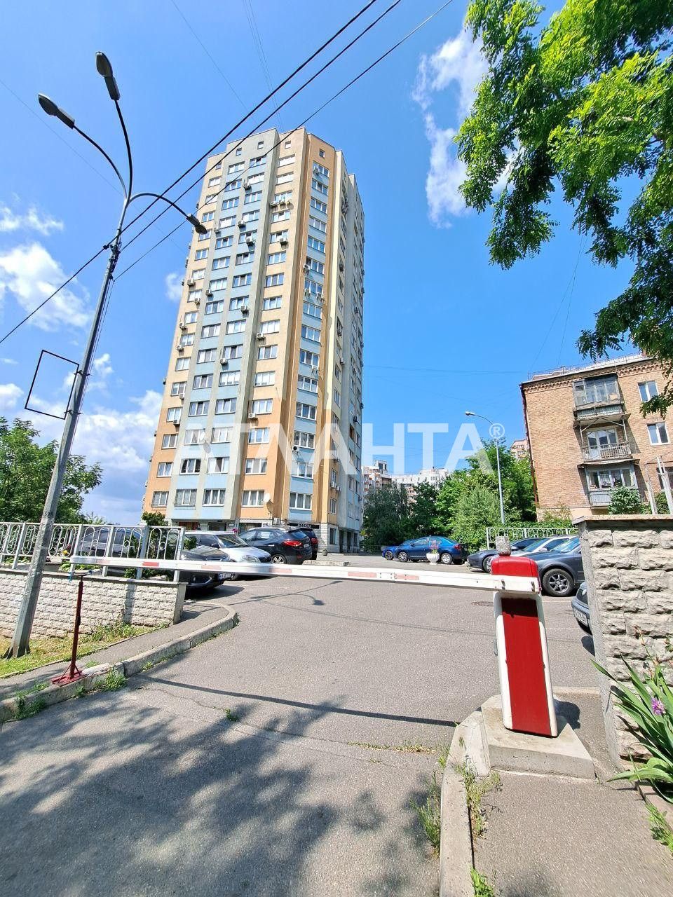 Велика Китаївська 53 м.Деміївська   Іпотека Постанови є-Відновлення