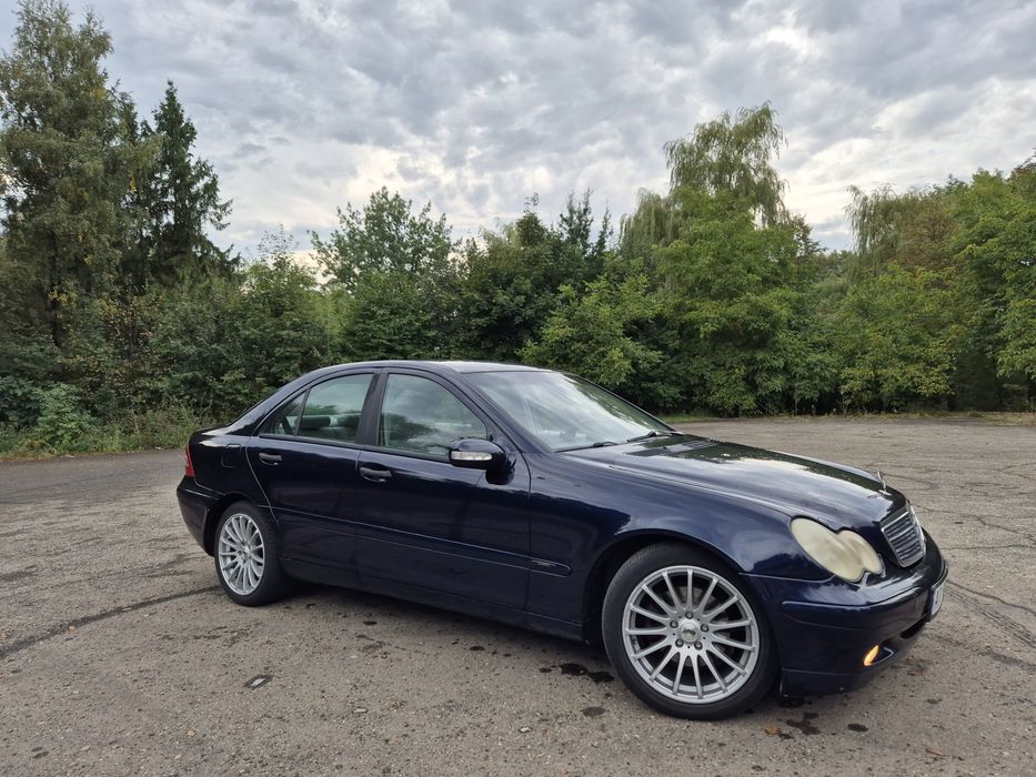 Mercedes Benz W203 2.2 CDI C-class
