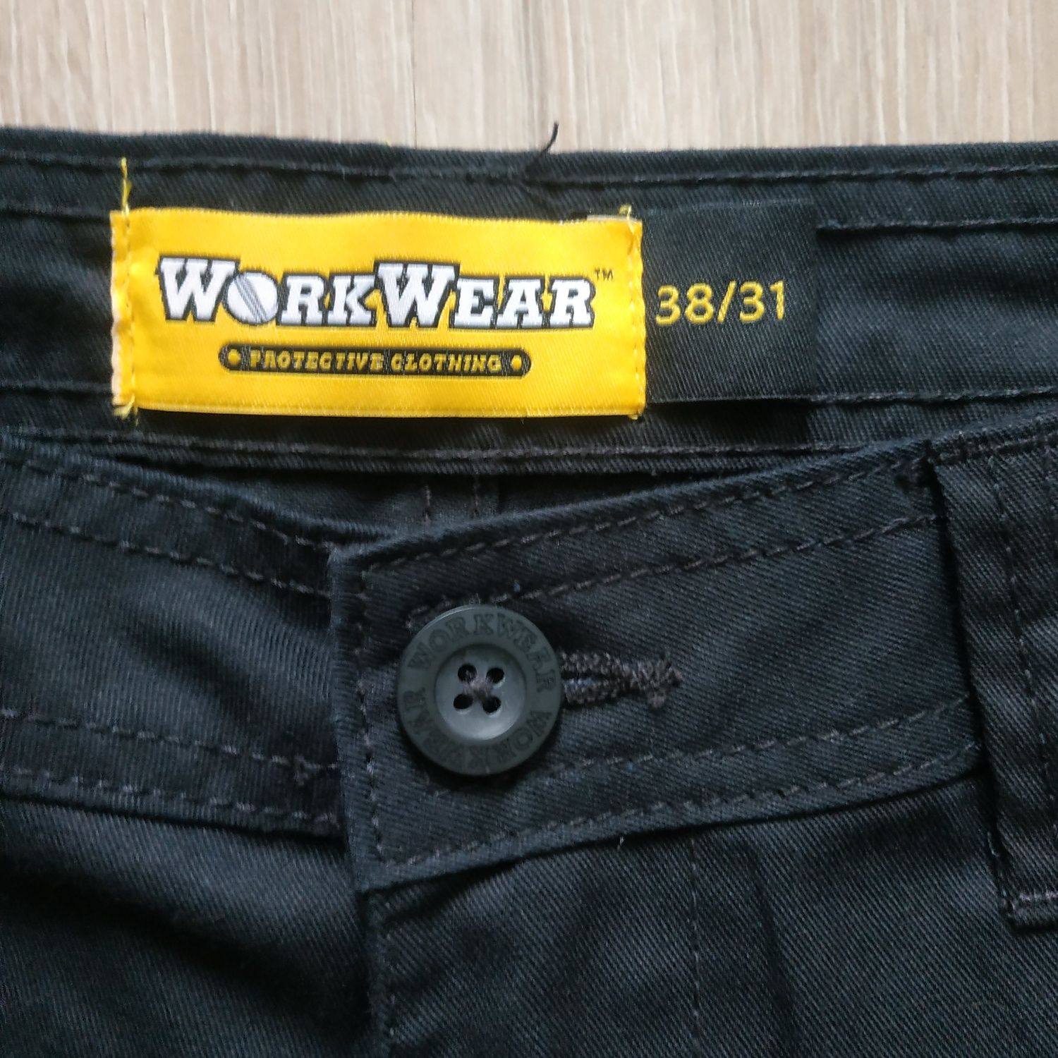 Work wear штаны рабочие с карманами для наколенников размер 38/31, нов