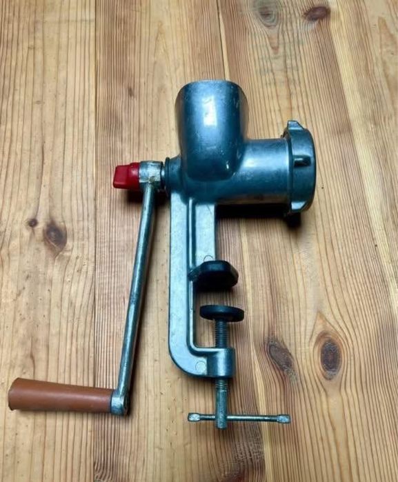 Мясорубка ручна мясорубка