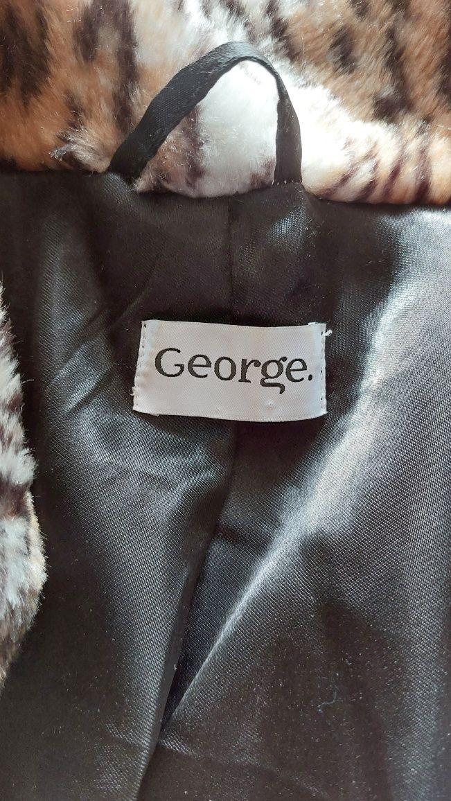 Futerko r. 40 George