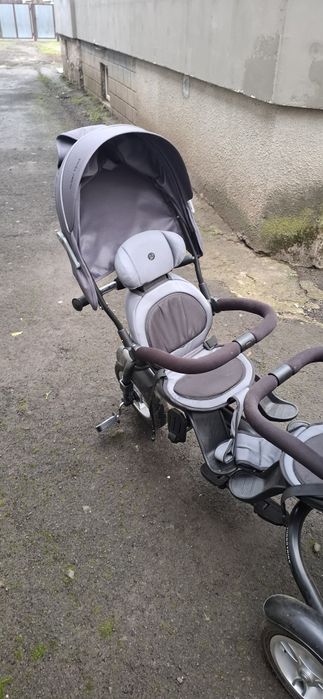 Велосипед для двійні з батьківською ручкою .