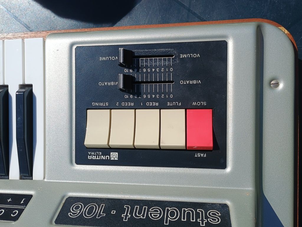Organy student 106
