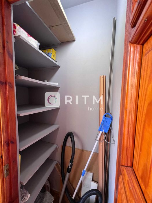 Оренда 2-к. квартира з новими меблями, вул. Конякіна