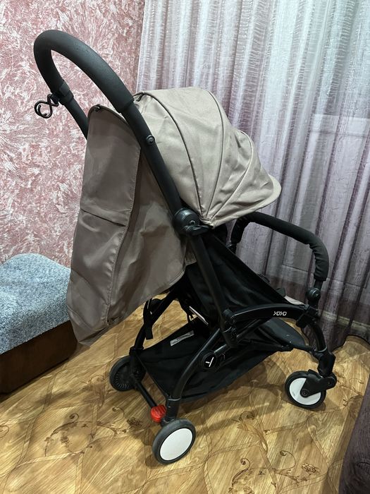 Коляка прогулянкова Yoya