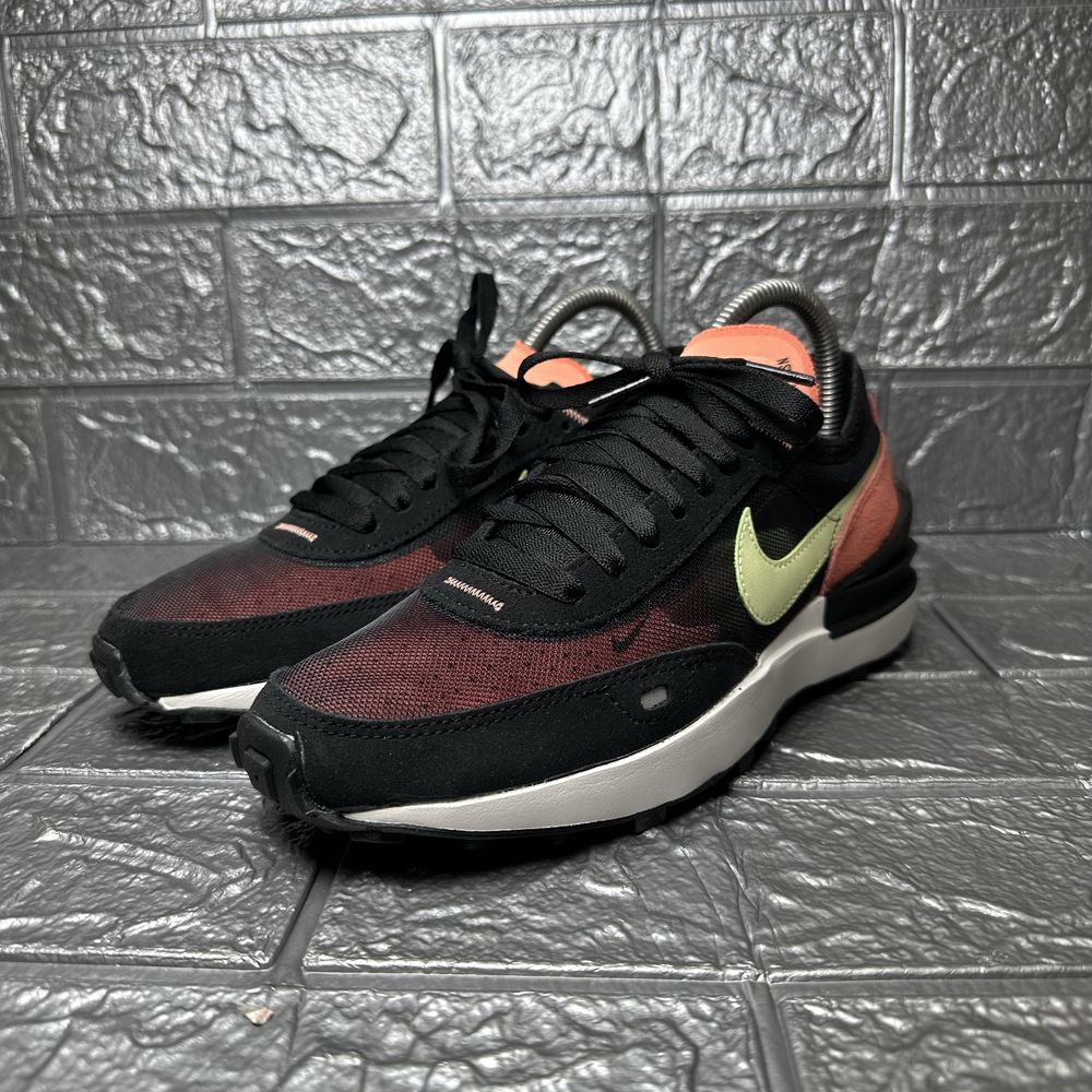 Жіночі кросівки Nike Waffle One Black DC2533-002
