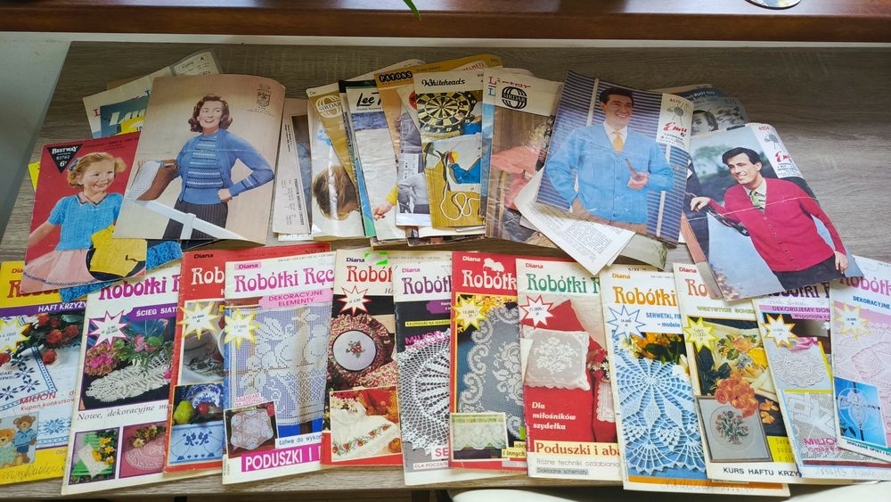 Duży zestaw dziewiarski vintage gazetki lata 60' - 90' dla kolekcjoner