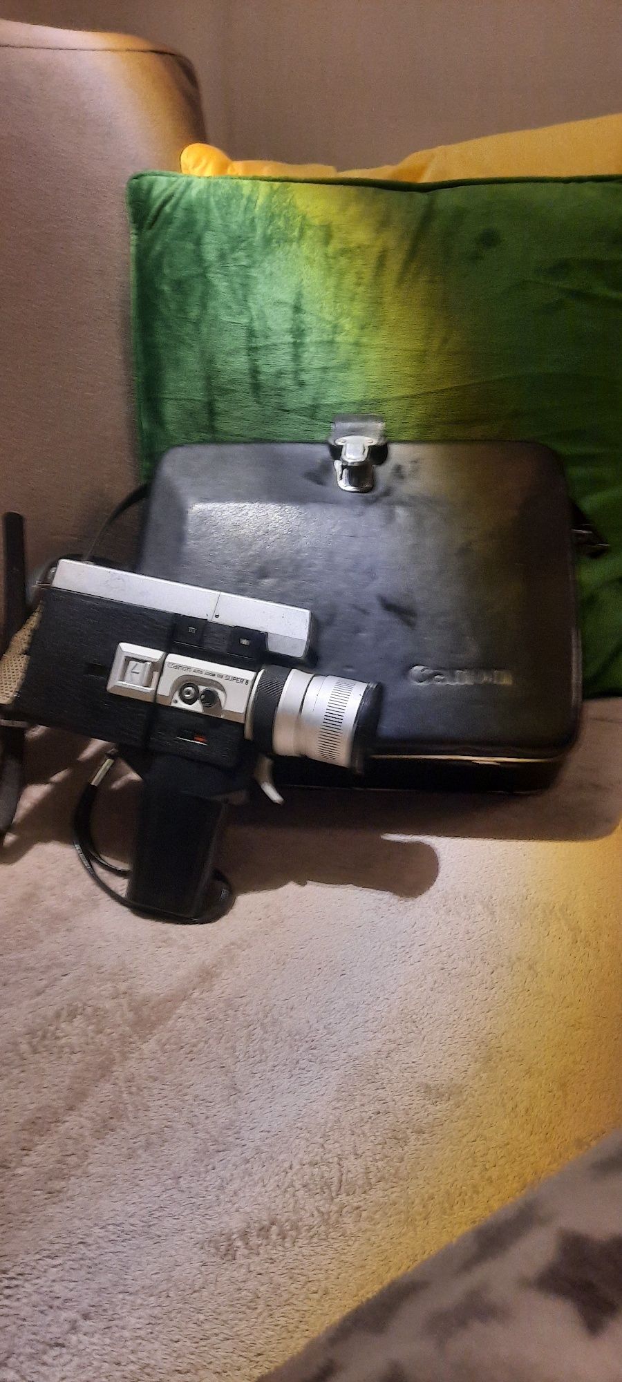 Canon camera de  filmar auto zoom 518 super 8