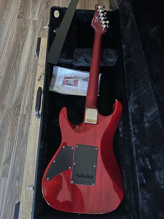 Suhr model Pete Thorn black.