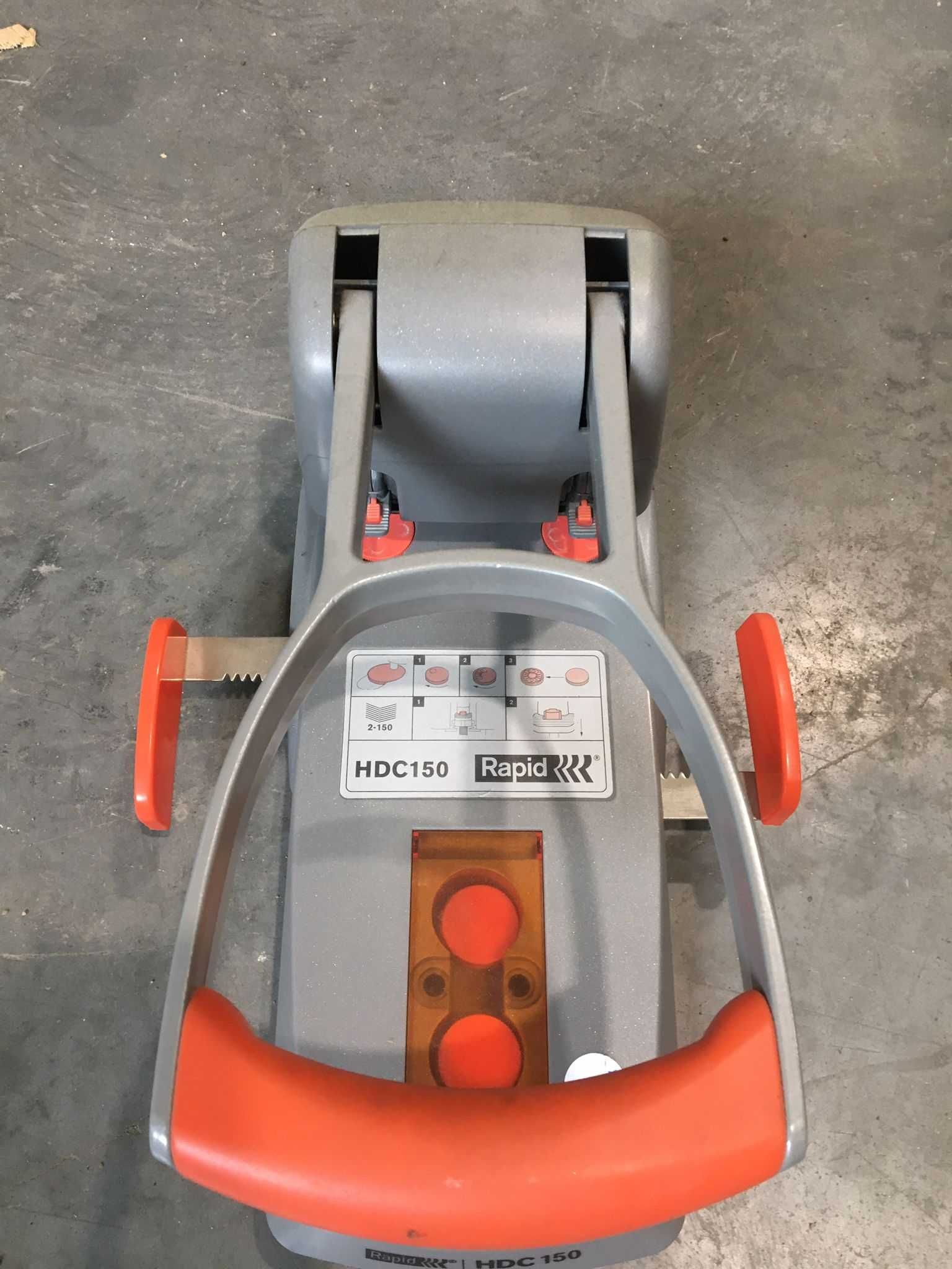 Dziurkacz Rapid Supreme HDC150