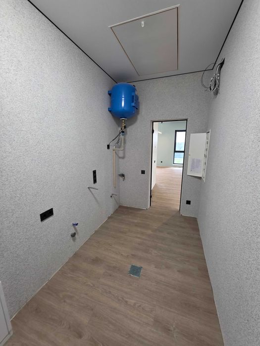 Продаж сучасного будинку з ремонтом в Крюківщині - без комісії!